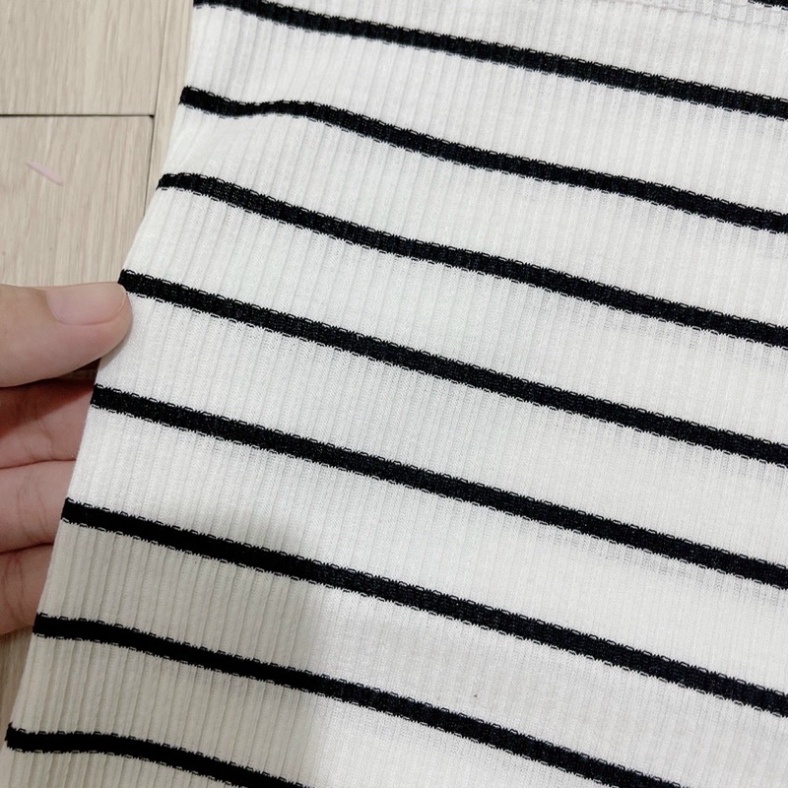 Đầm body 2 dây sọc ngang chất len gân mỏng - Z8U