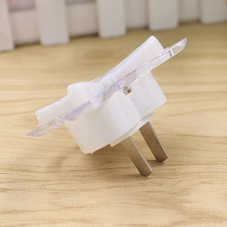 Đèn LED hình bướm trang trí phòng ngủ