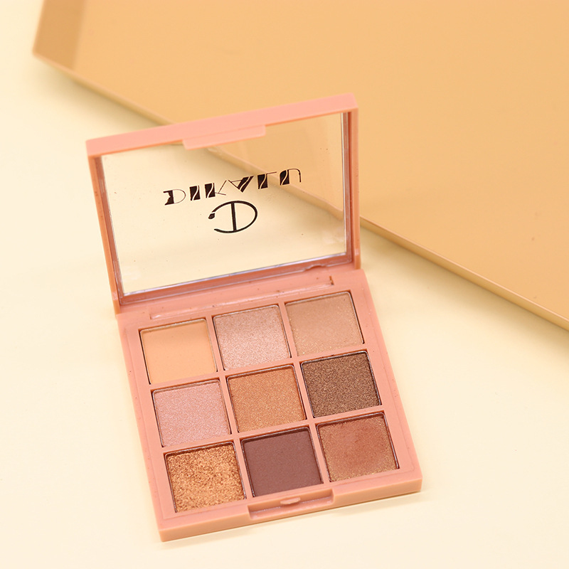 Bảng phấn mắt DIKALU 9 màu lì và ánh ngọc trai kết hợp trang điểm ấn tượng
 | BigBuy360 - bigbuy360.vn