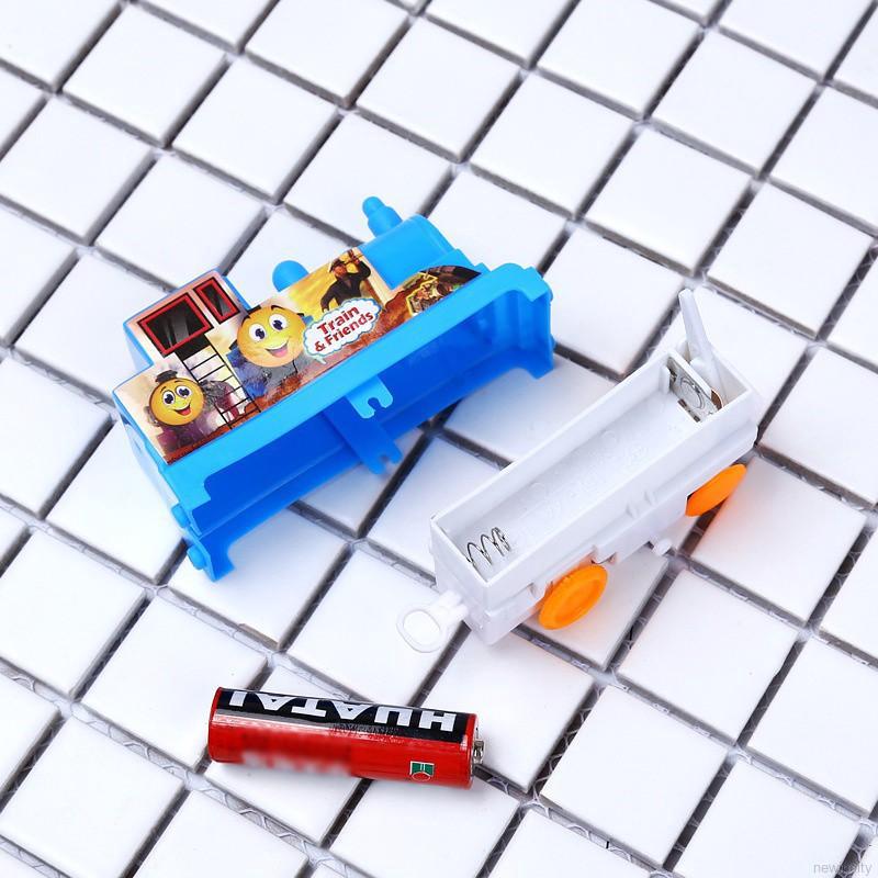 Đồ chơi xe lửa thiết kế vui nhộn dành cho bé
