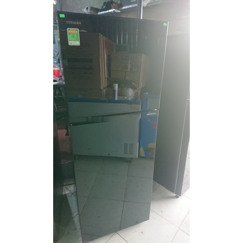 tủ lạnh toshiba GR-AG36VUBZ ( hàng trưng bày)