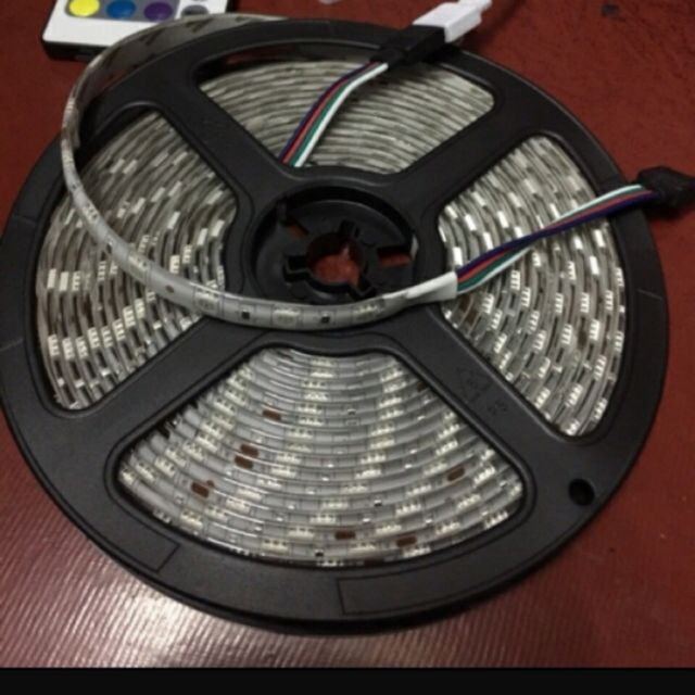 Dây led 24V-7 Màu chống nước gồm cả khiển