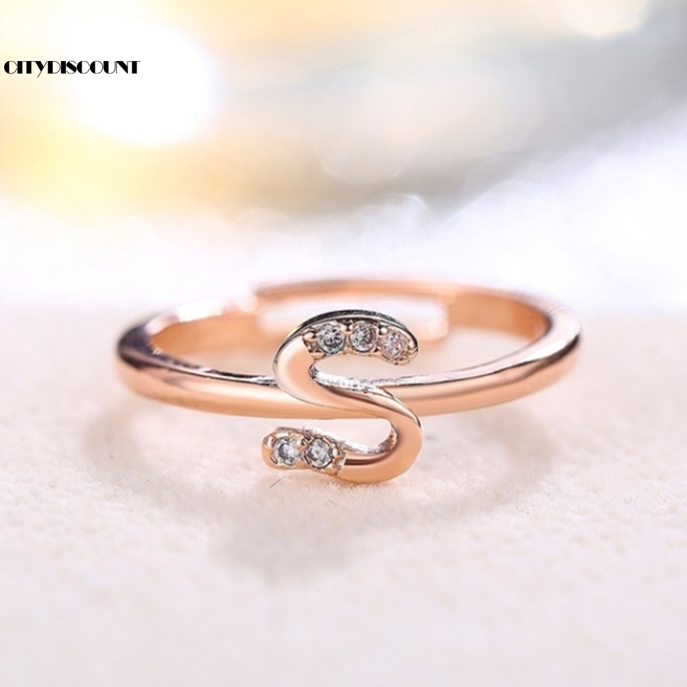 Nhẫn Hở Khắc Chữ A Đến Z Đính Đá Thời Trang