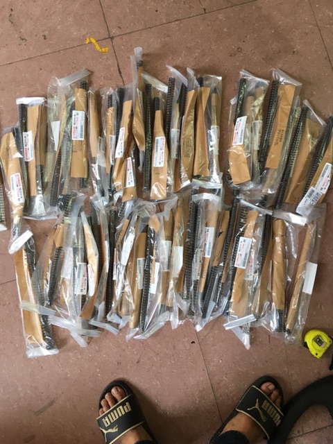 Lò xo chính hãng khắc phục lỗi kêu phuộc trước  Lò xo yamaha NVX .Lò xo zin nvx chính hãng