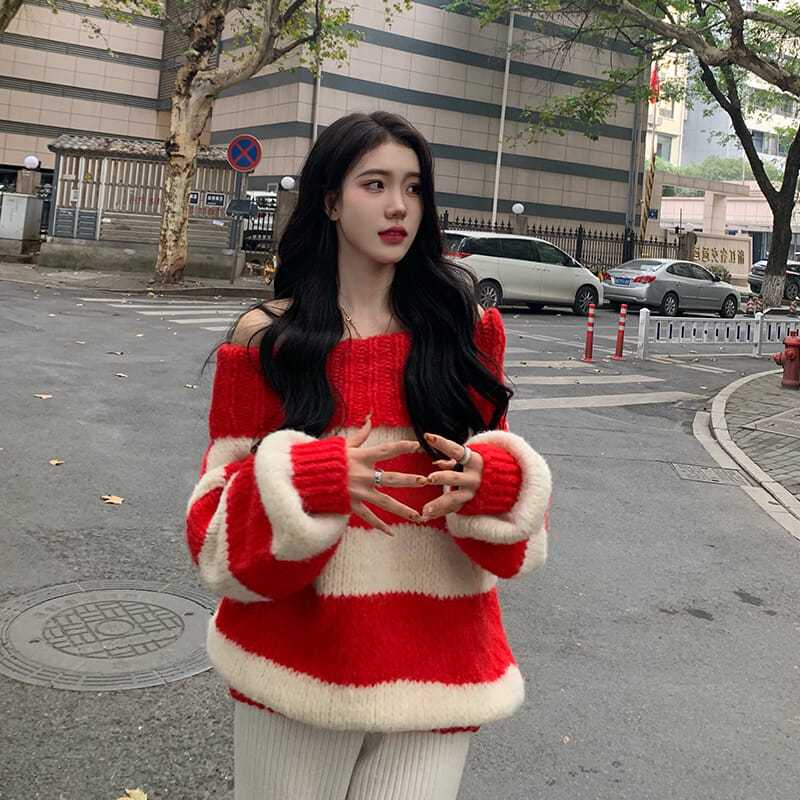 Áo Sweater Dệt Kim Màu Đỏ Mừng Năm Mới Thiết Kế Dễ Thương