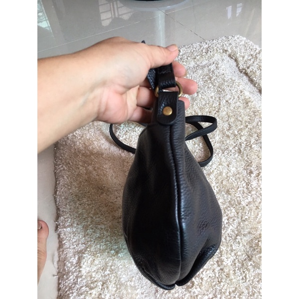 Túi si da y hình phom đeo chéo