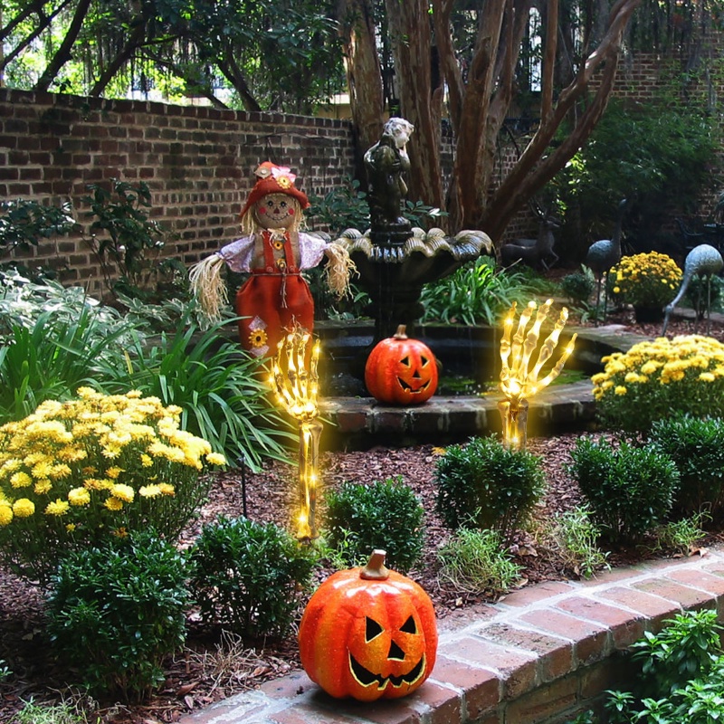 Đèn Led 40 Bóng 8 Chế Độ Hình Bàn Tay Đầu Lâu Trang Trí Sân Vườn