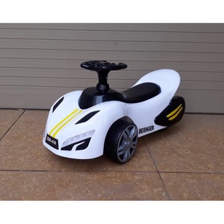 (Shopee Siêu Rẻ) Xe Lắc Chòi Chân Ôtô (Có Nhạc + 2 Đèn Trước)