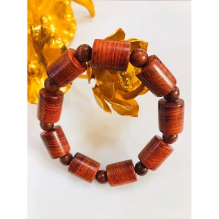 Vòng tay gỗ sưa đỏ