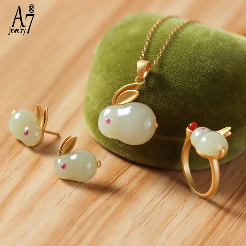 Bộ Vòng cổ + nhẫn + bông tai đính ngọc bích