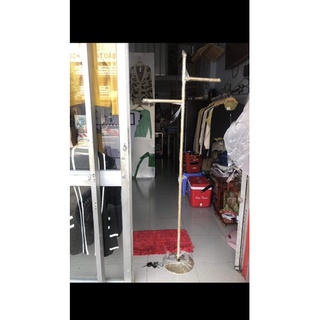 Cây treo đồ livestream