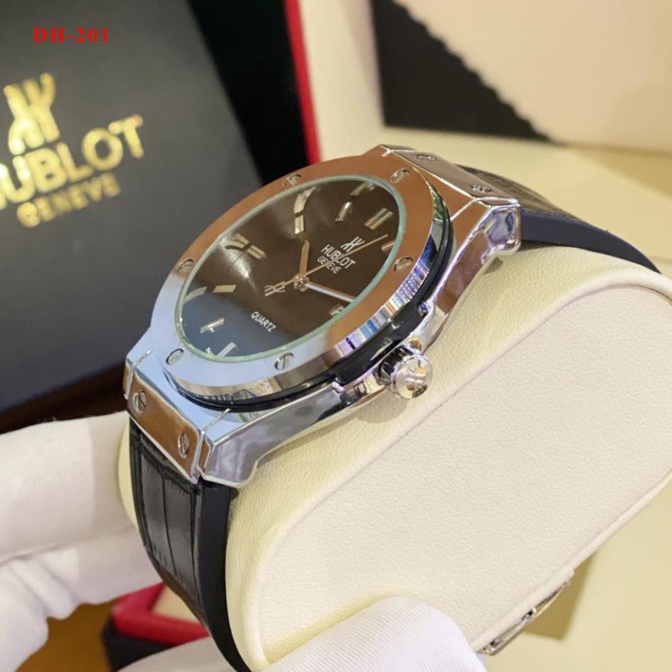 (Thẻ bảo hành 12 tháng) [Hàng cao cấp] Đồng hồ nam HB-42mm máy pin kim thể thao, tặng vòng -Hublot.vientron