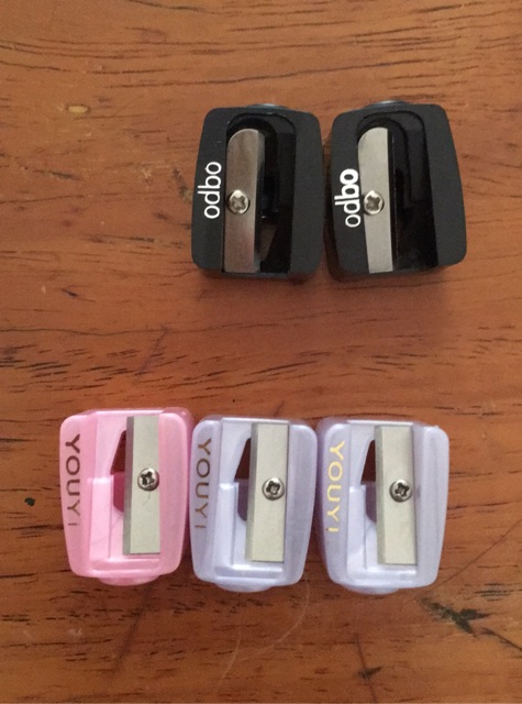 TÁCH SÉT Chì Môi ODBO Wonderful Lip Pencil