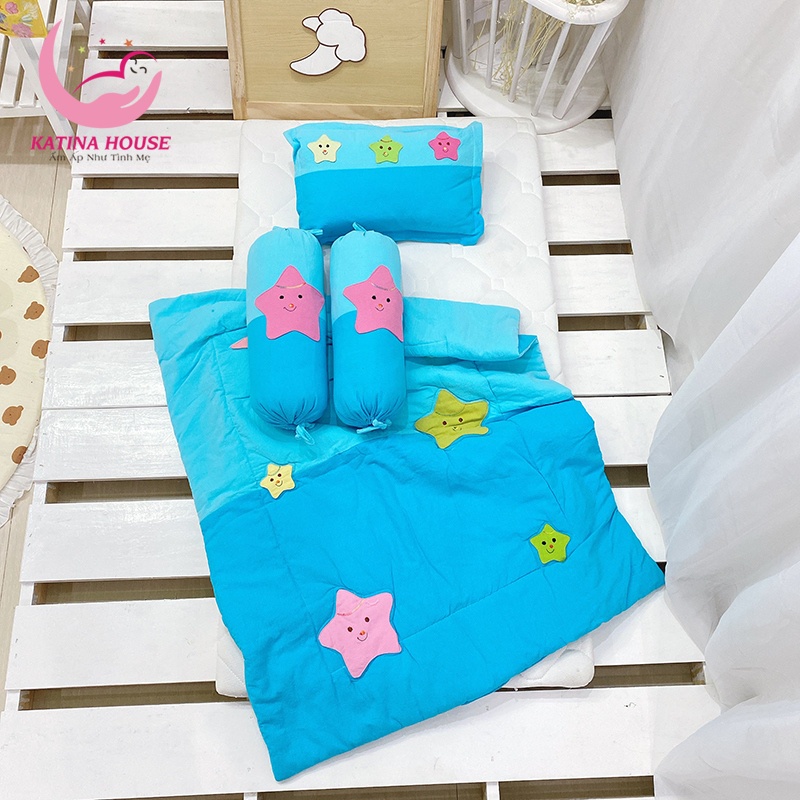 Gối mền cho bé vải cotton cara mềm mát, thấm hút tốt, họa tiết đắp hình sao dễ thương, phù hợp cho bé dưới 2 tuổi