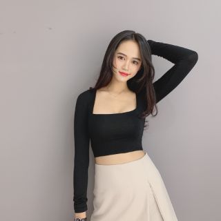 Crop tay dài cổ vuông
