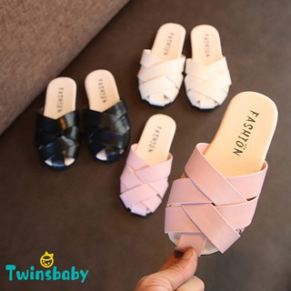 Dép bít mũi kiểu dáng xinh xắn dễ thương dành cho các bé