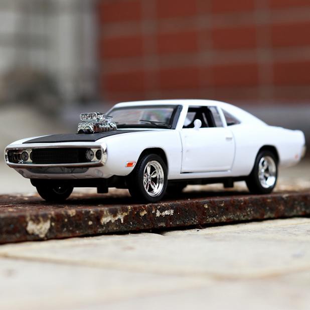 MÔ HÌNH XE Ô TÔ Dodge Charger RT White - MINIAUTO tỷ lệ 1:32