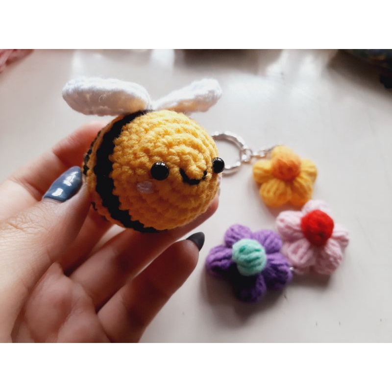 Móc khóa ong chăm chỉ móc len - Amigurumi bee 🐝