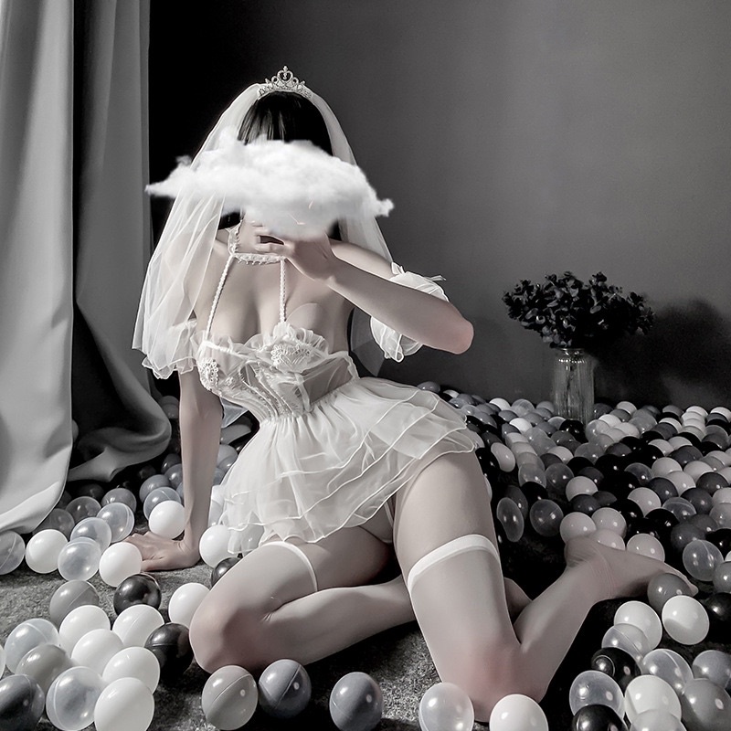 Váy Cô Dâu Công Chúa Kèm Vương Miện 1536 [CWEAR.SEXY]