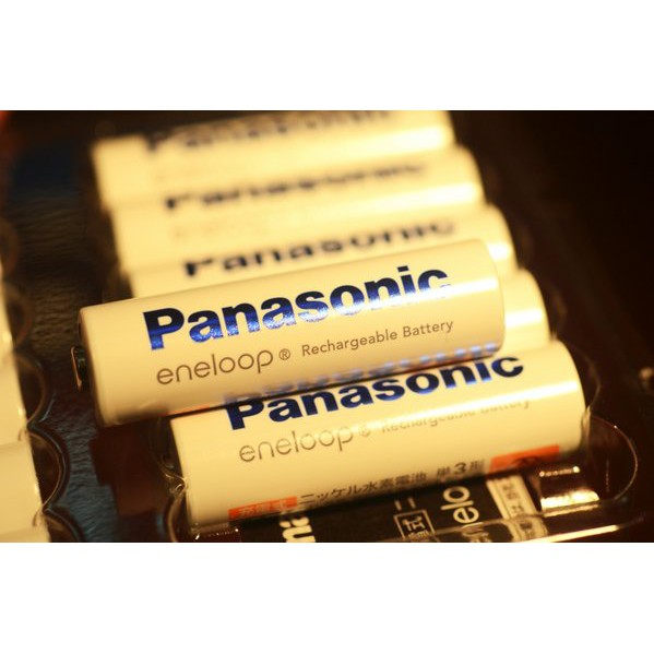 (1 Viên) Pin sạc Panasonic - Eneloop Tiểu AA bản nội địa Japan - đời 4 (màu trắng)