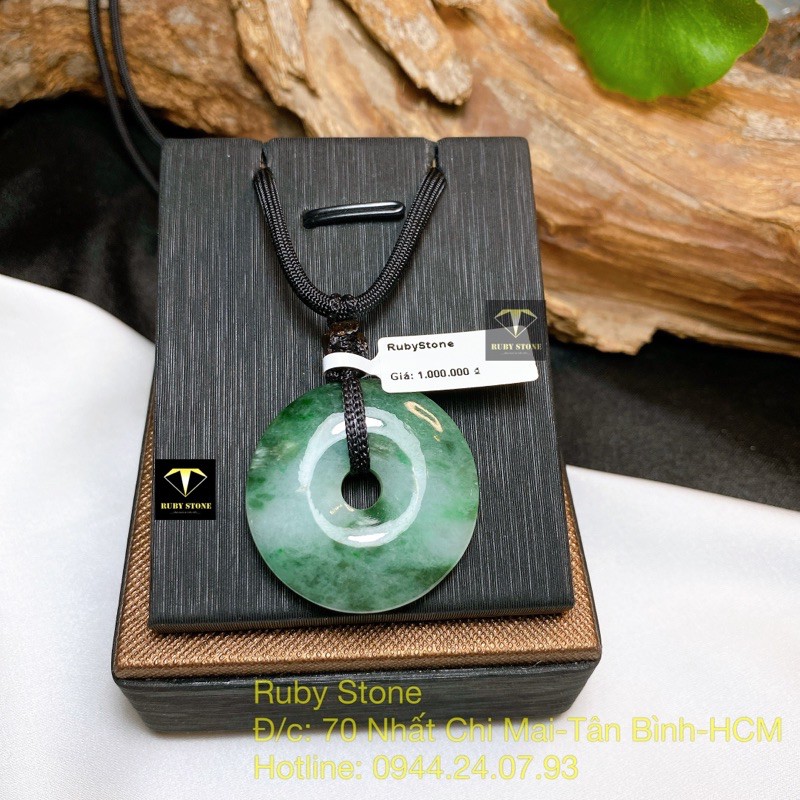 Mặt dây chuyền dầu lý