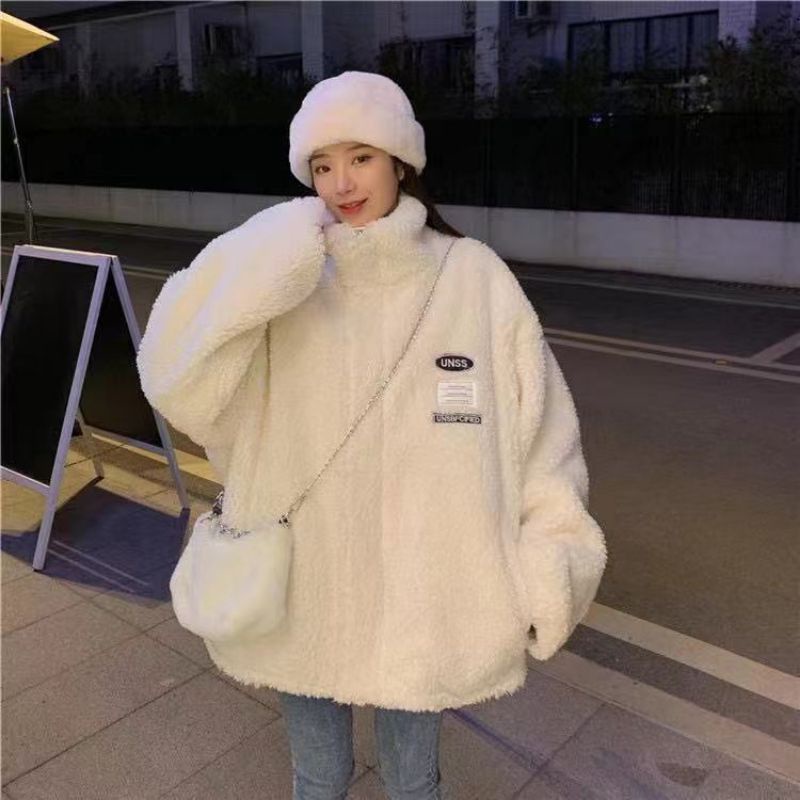 Áo khoác lông cừu form rộng