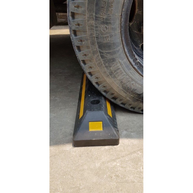 Cao Su Chặn Bánh Xe 550 x 100 x 150