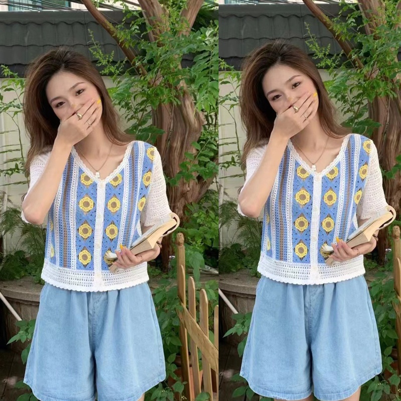 Áo Khoác Cardigan Dệt Kim Tay Ngắn Cổ Chữ V Phối Nút Họa Tiết Sọc Caro Phong Cách Pháp Cho Nữ