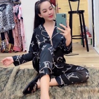 Đồ Bộ Pijiama Lụa Satin Hình LV Tay Dài