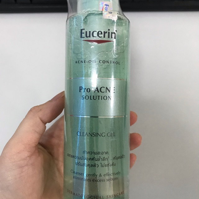 Toner cho da dầu mụn