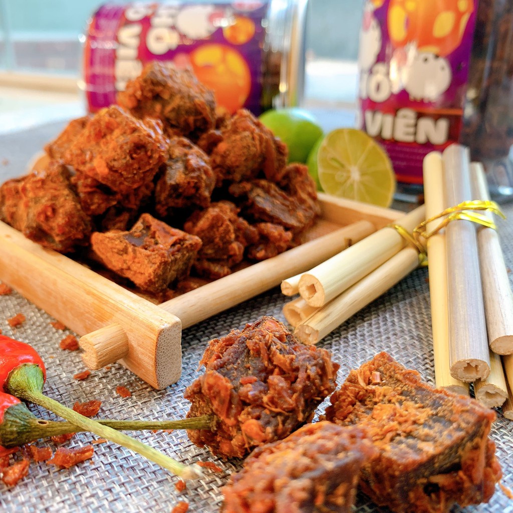 Khô bò viên 200g LomDom food đồ ăn vặt Hà Nội vừa ngon vừa rẻ | BigBuy360 - bigbuy360.vn