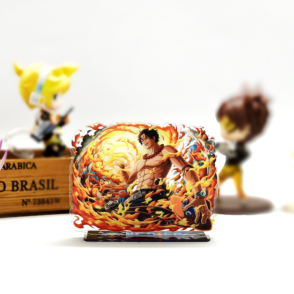 Mô hình nhân vật truyện tranh Nhật Bản chất liệu acrylic thiết kế chân thật