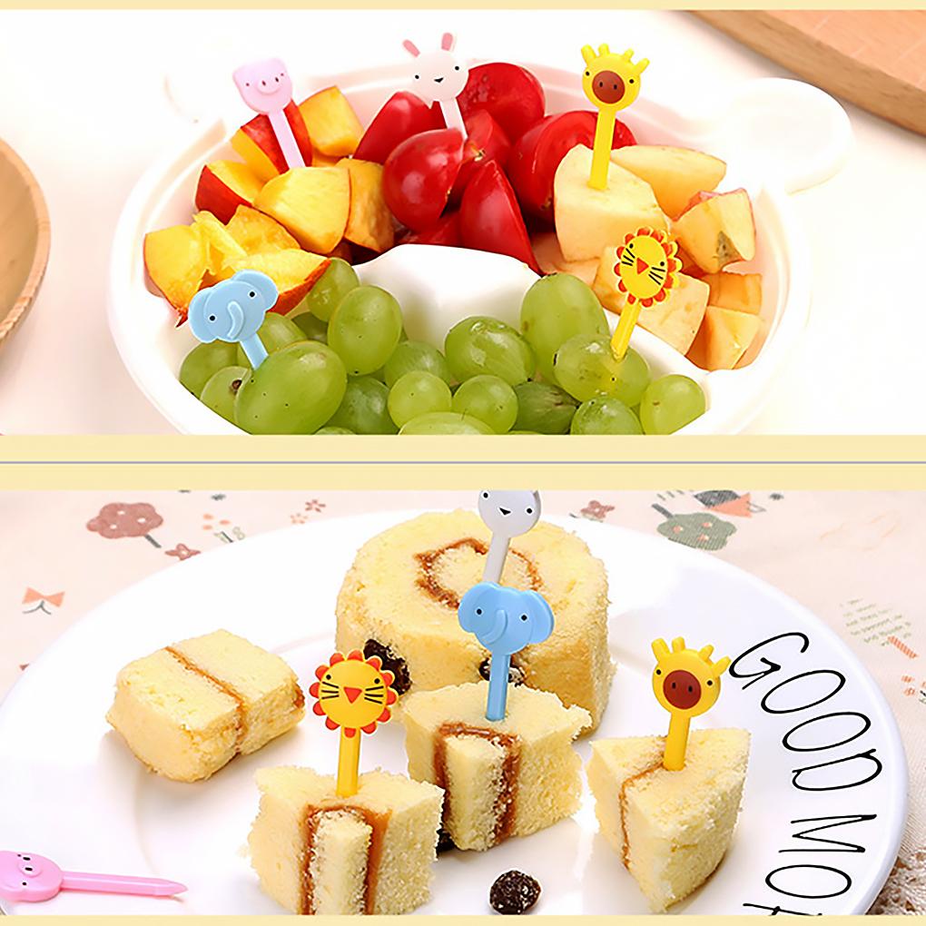Set 10 Nĩa Ăn Trái Cây Hình Động Vật Cầm Tay Bằng Nhựa Nhiều Màu Sắc Có Thể Giặt Sạch Trang Trí