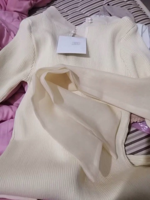 Áo len buộc nơ tay bèo