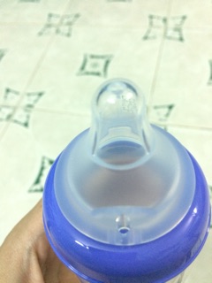 Bình sữa Lansinoh 160ml và 240ml