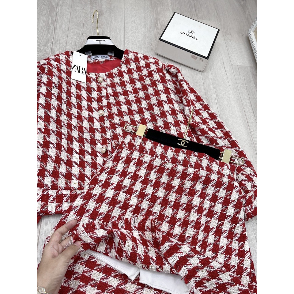 Set váy dạ kẻ đỏ