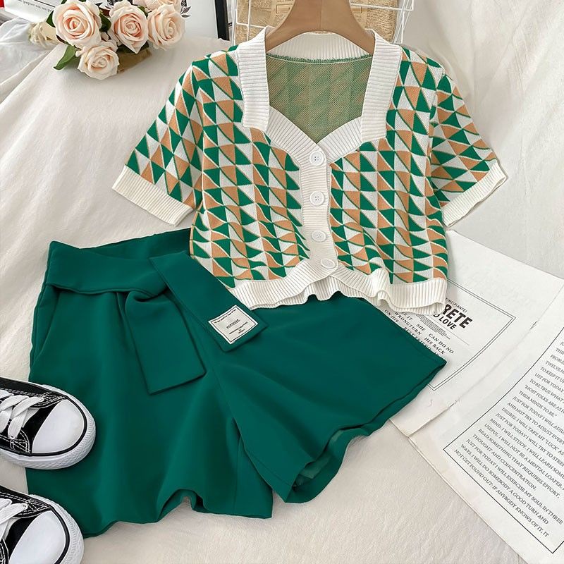 Set Đồ Ngắn Phong Cách Retro Thời Trang Cho Nữ