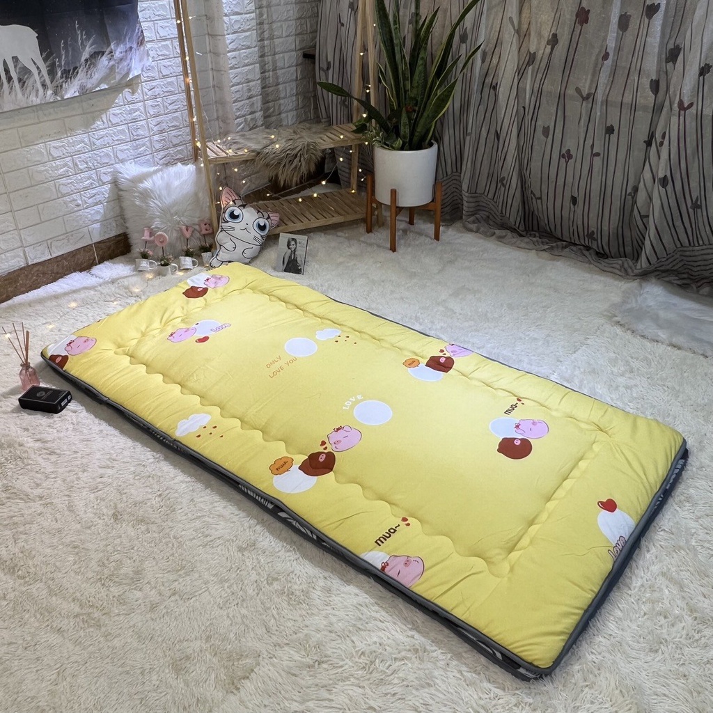 Đệm nằm cho bé đi học, nệm topper văn phòng, đi du lịch gấp gọn có túi sách tiện lợi kích thước 90x1m90