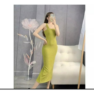 Đầm hai dây bản vuông ôm body trơn dáng dài cực xinh , chất xốp mềm mịn