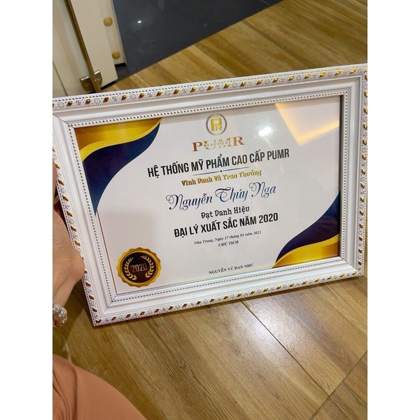 Tái tạo da cao cấp Cốt Nhân Sâm Pumr