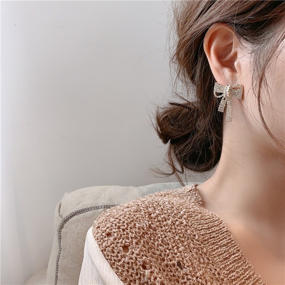 Khuyên Tai Hình Nơ Đính Đá &amp; Ngọc Trai Giả Phong Cách Hàn Quốc Mới