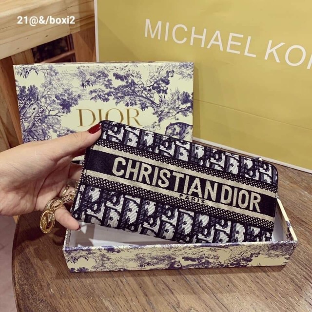 Ví cầm tay khoá kéo Thổ cẩm fullbox Size 20
