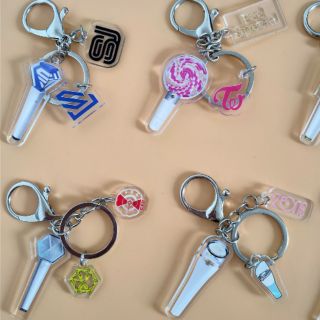 MÓC KHÓA HÌNH LIGHTSTICK 3D SEVENTEEN EXO BTS BLACKPINK NCT TWICE SJ