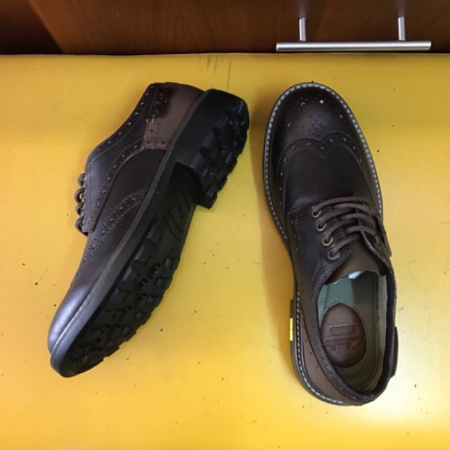 Giày Brogue Clarks VNXK - hàng xuất Mỹ