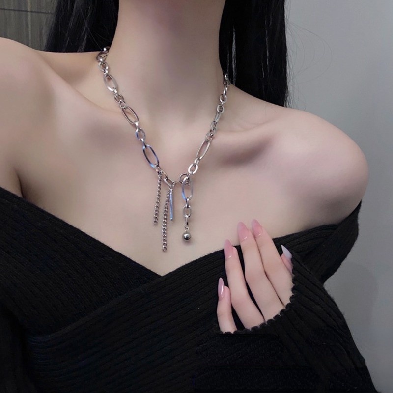 Vòng cổ chuỗi vuông chất liệu thép titan cá tính sành điệu