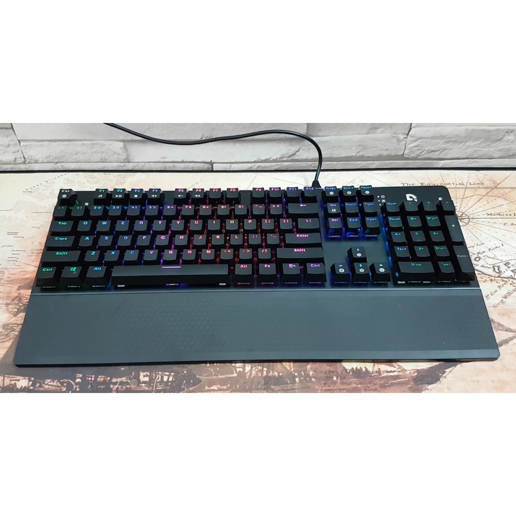 Bàn phím cơ Gaming Fuhlen Subverter RGB bản Full kê tay giá thanh lý đón tết