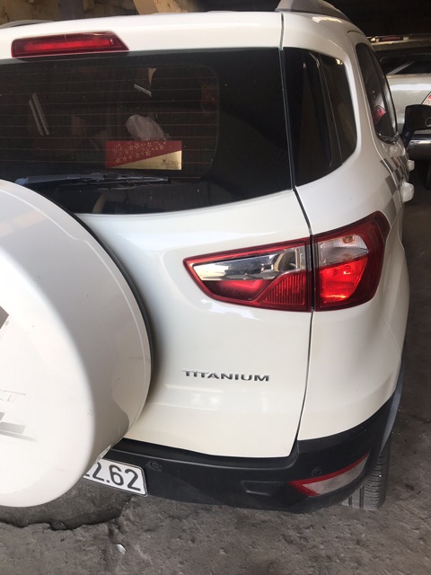 Logo chữ TITANIUM dành cho ford everest, ecosport, ranger focus