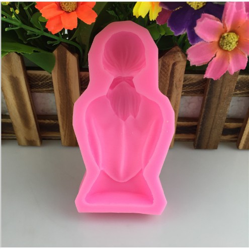 Khuôn silicon 3d cô gái tóc ngắn áo hở lưng