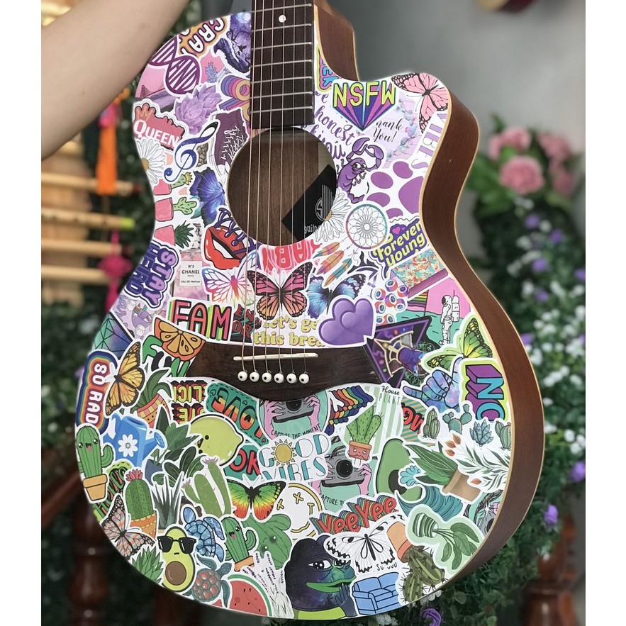 Đàn guitar acoustic trang trí sticker - Đặt mẫu theo sở thích - Tặng 6 phụ kiện kèm theo - Bảo hành 1 năm