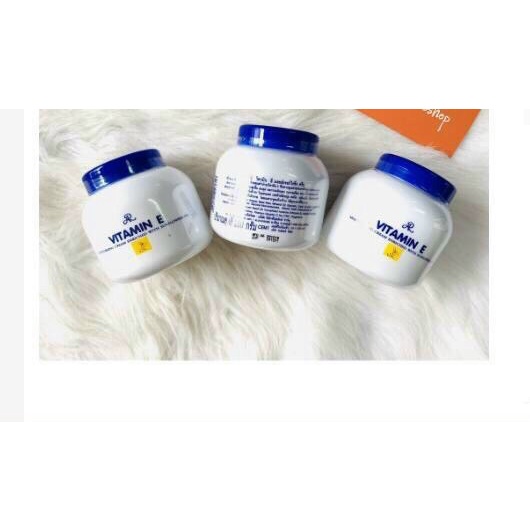 Kem Vitamin E Aron dưỡng ẩm Thái Lan 200gr